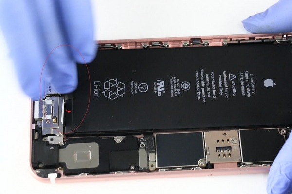 iPhone6S plus更换电池图文教程