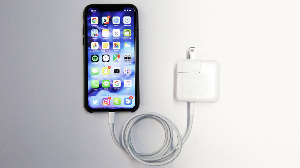 苹果单独出售18W USB C充电器，完美支持iPhone、iPad快充！