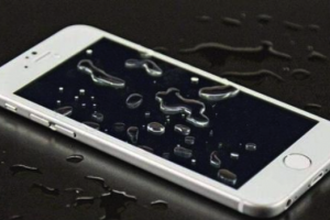 手机进水怎么办？北京苹果手机售后维修站教你怎样把损失降到最低