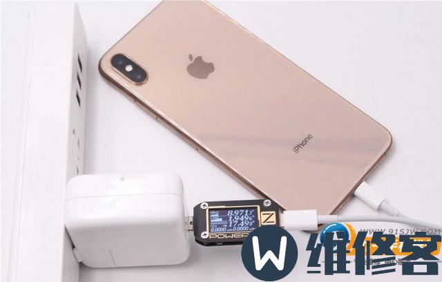 苹果iPhone XR电池耐用吗_快充是否会损伤iPhone电池？
