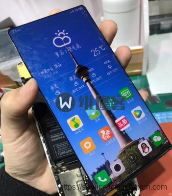 上海手机维修为您分享小米mix2陶瓷版手机屏幕换屏维修过程
