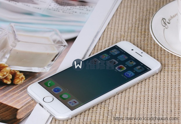 湛江苹果维修点教你苹果iPhone8手机进水了该怎么处理？