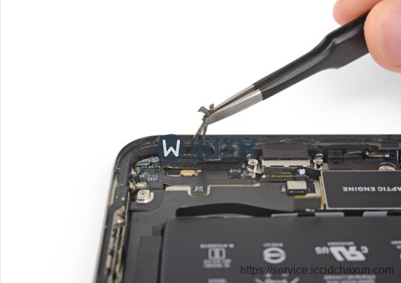 上海iPhone维修点分享iPhone XS Max手机换电池维修指南