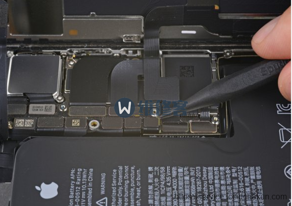 宁波苹果维修点分享iPhone XS手机换屏幕总成维修教程