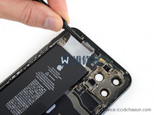 南京手机维修为您带来iPhone 11 Pro Max拆机图解与手机维修报价