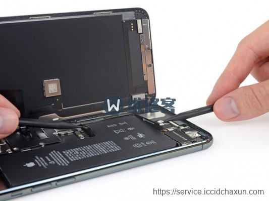 南京手机维修为您带来iPhone 11 Pro Max拆机图解与手机维修报价