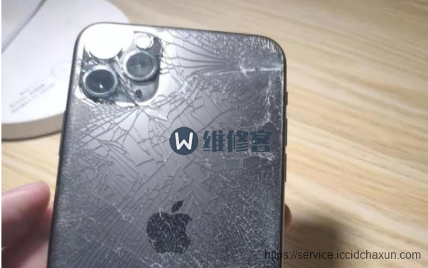 上海苹果iPhone 11手机屏幕裂了去哪换？附iPhone 11换屏报价